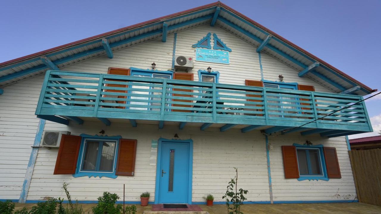 Pensiunea Yogi Dunavatu de Jos Ngoại thất bức ảnh